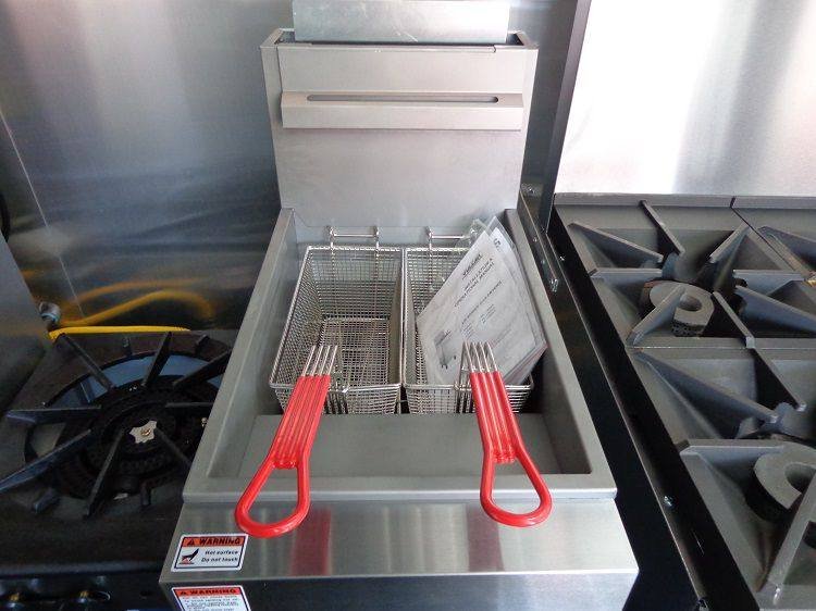 Concession Trailer 8.5’x20′ White – Catering Vending Event Food with Applicances — photo 2