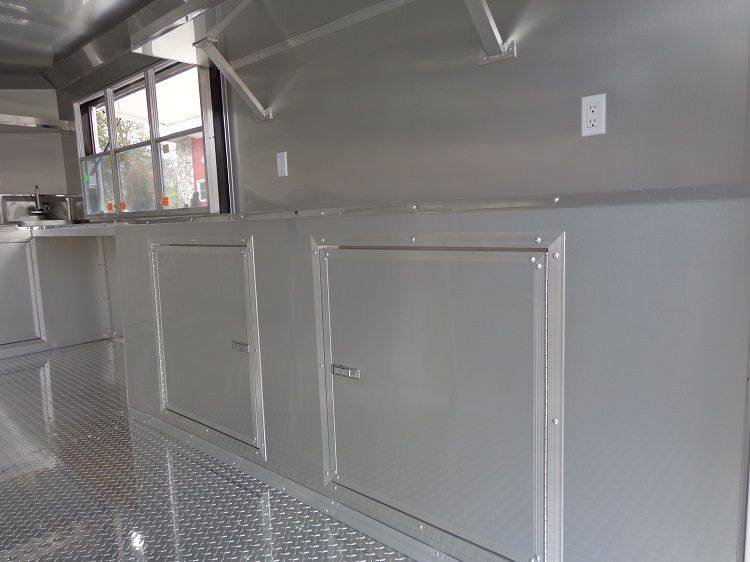 Concession Trailer 8.5’x16′ Red – Custom Food Catering Event — photo 2