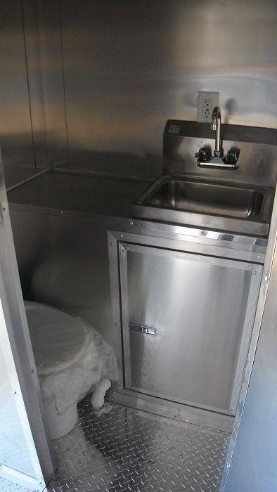 Concession Trailer 8.5’x34′ BBQ Smoker Catering Food Event (Orange) Restroom — photo 6