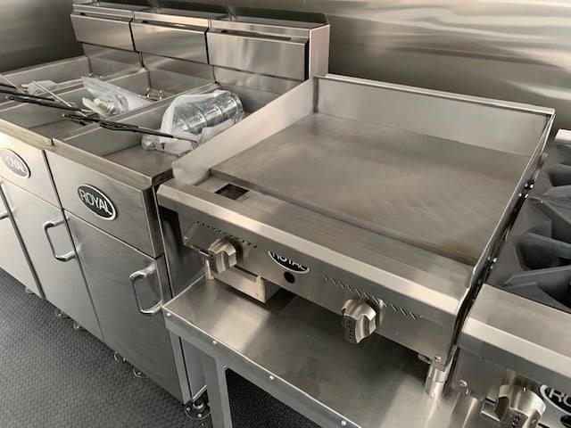 8.5′ x 20′ White V-Nose Concession Food Trailer with Appliances — photo 13