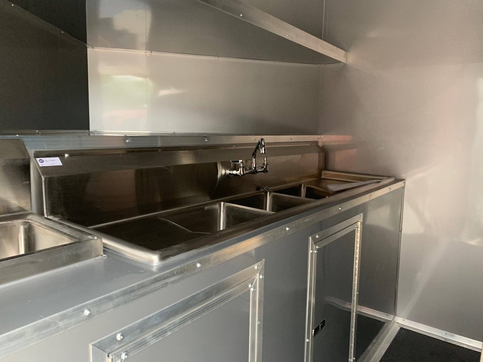 Yellow 8.5 X 20 Vending Concession Food Trailer With Appliances — photo 4