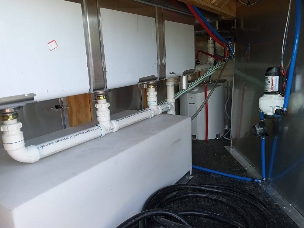 Concession Trailer 8.5′ X 20′ Black Food Catering — photo 11