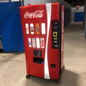 Royal 660 Drink Vending Machine - view 2