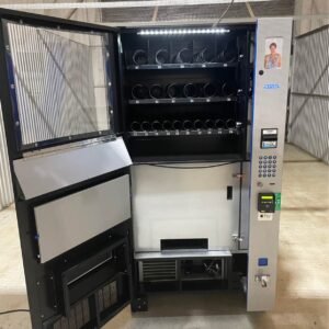 Used Seaga HY900 combo with card reader, compact refrigerated machine - view 2