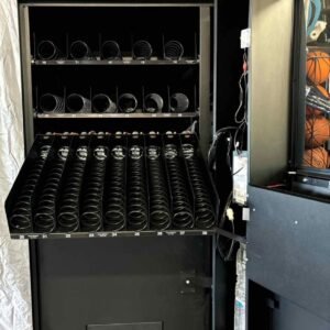 Healthier 4u combo vending machine with card reader - view 5