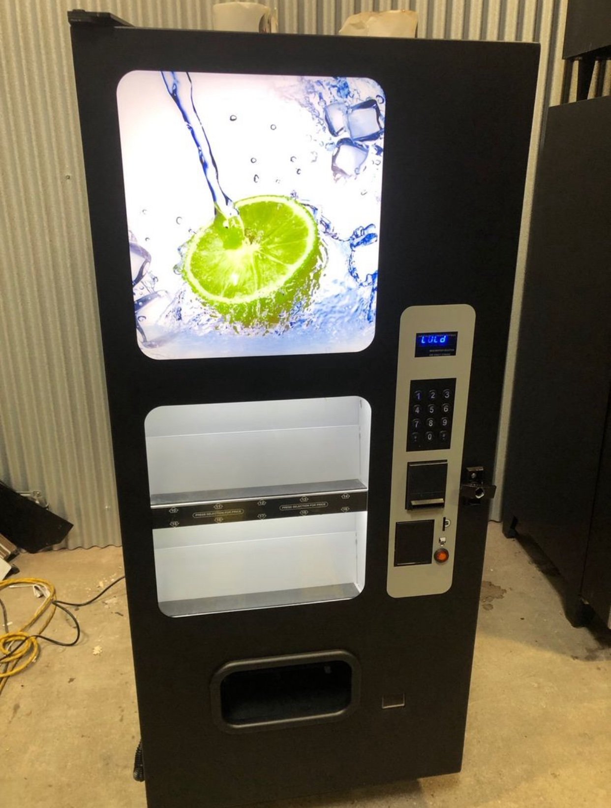Wittern CB500 Drink Vending Machine