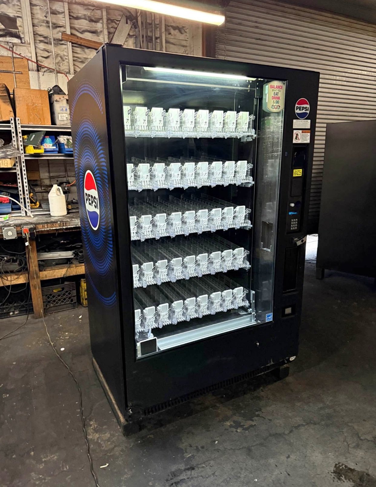 Vendo GF-9 Glass Front Pepsi Vending Machine Vendo GF-9 Glass Front Pepsi - view 4