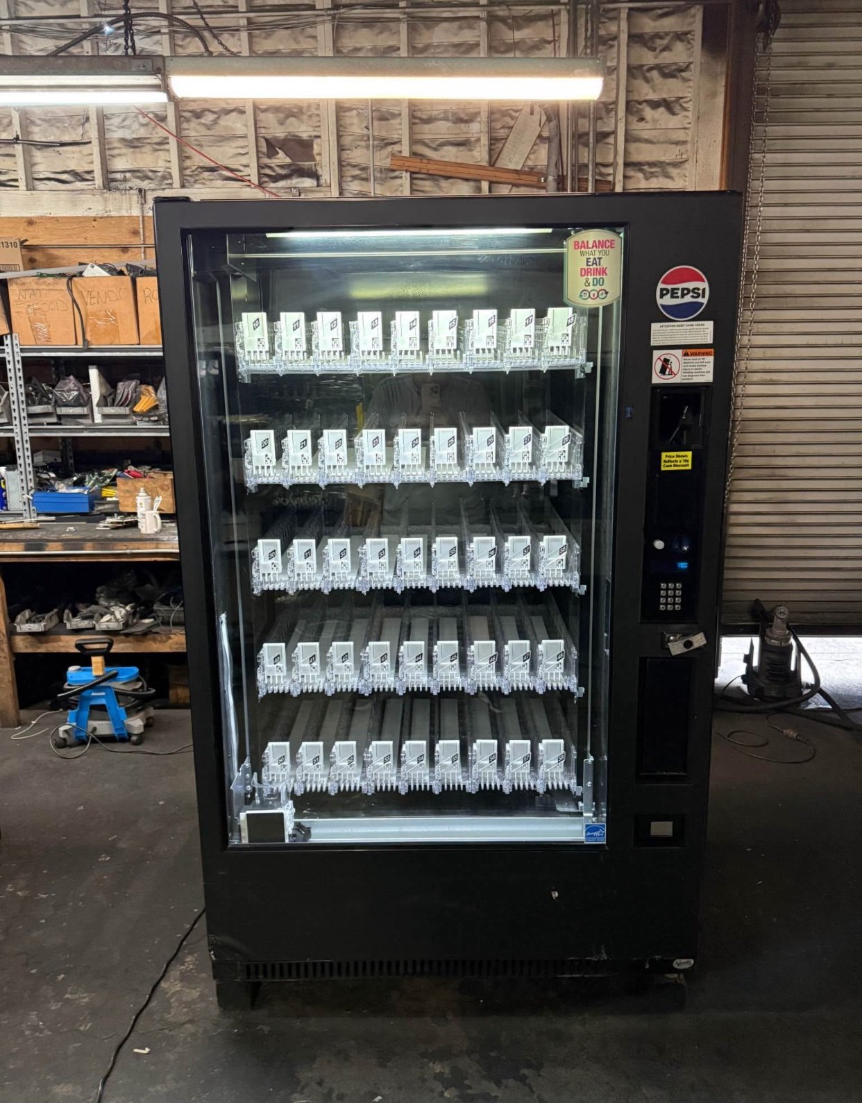 Vendo GF-9 Glass Front Pepsi Vending Machine Vendo GF-9 Glass Front Pepsi - view 3