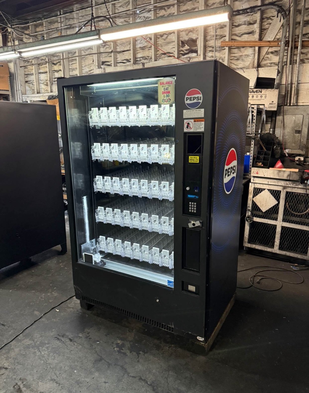Vendo GF-9 Glass Front Pepsi Vending Machine Vendo GF-9 Glass Front Pepsi - view 2
