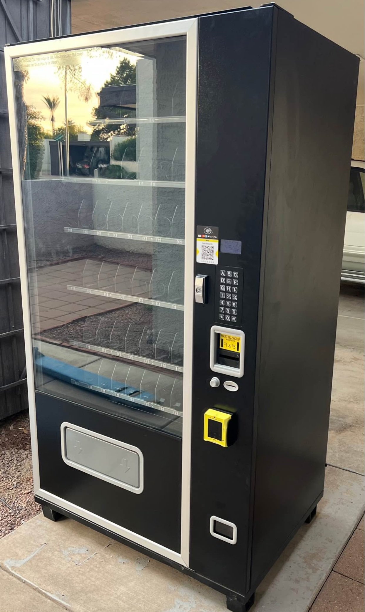 EPEX Large Combo Vending Machine – EP‑G654 with credit card reader