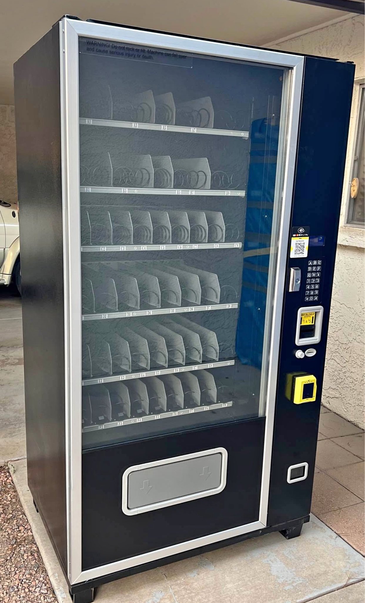 EPEX Large Combo Vending Machine – EP‑G654 with credit card reader