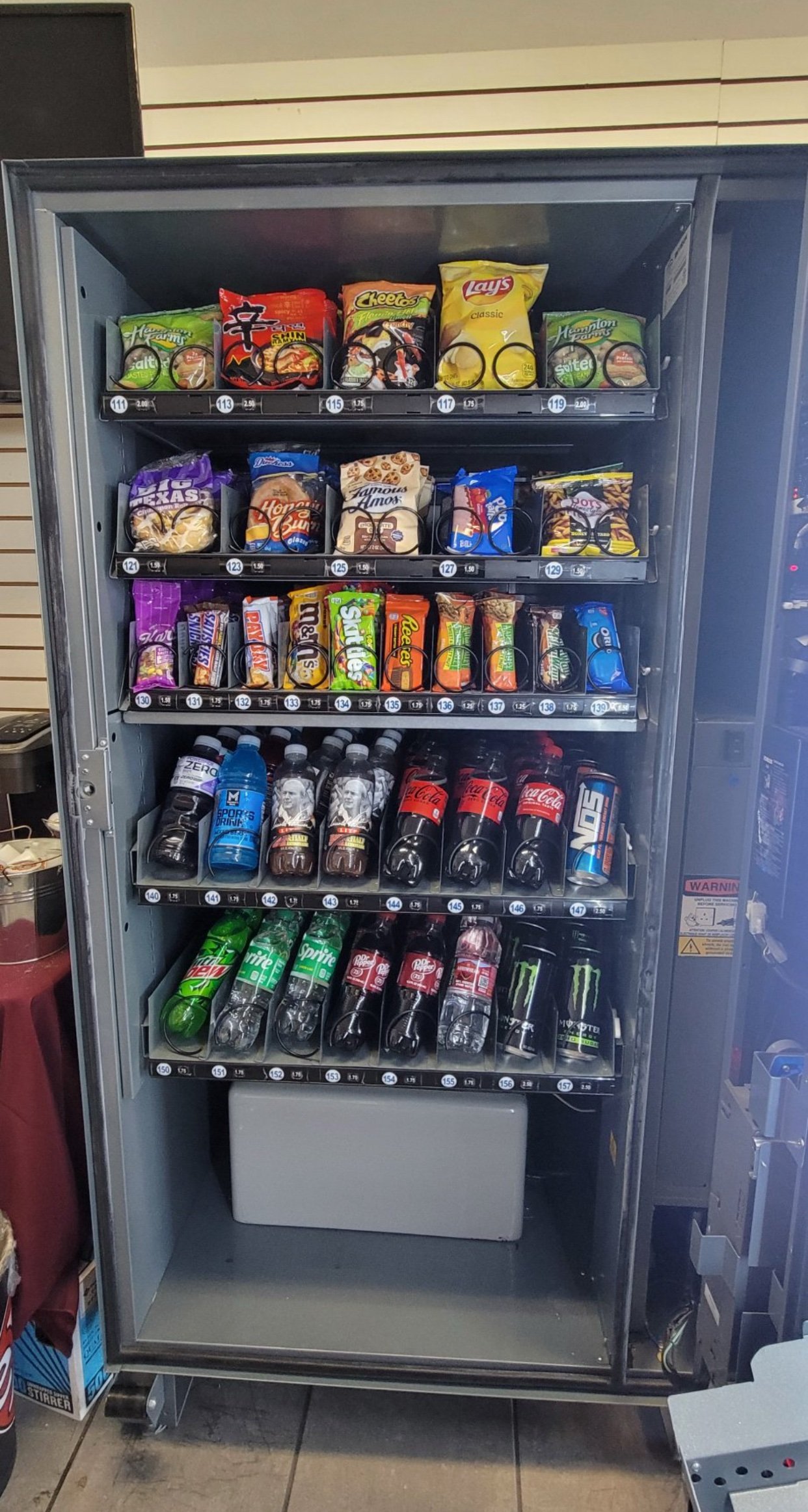 ENVISION ENV5C Combo Vending Machine with credit card reader