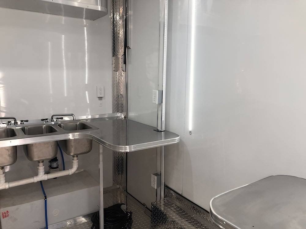 8.5′ X 16′ Concession Trailer White Food Event Catering Vending — photo 8