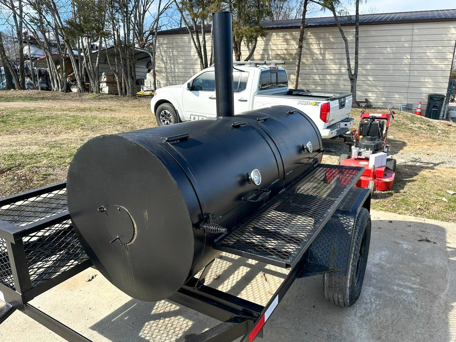 250 Gallon Pull Behind BBQ Charcoal Grill 3,500lb Axle — photo 11