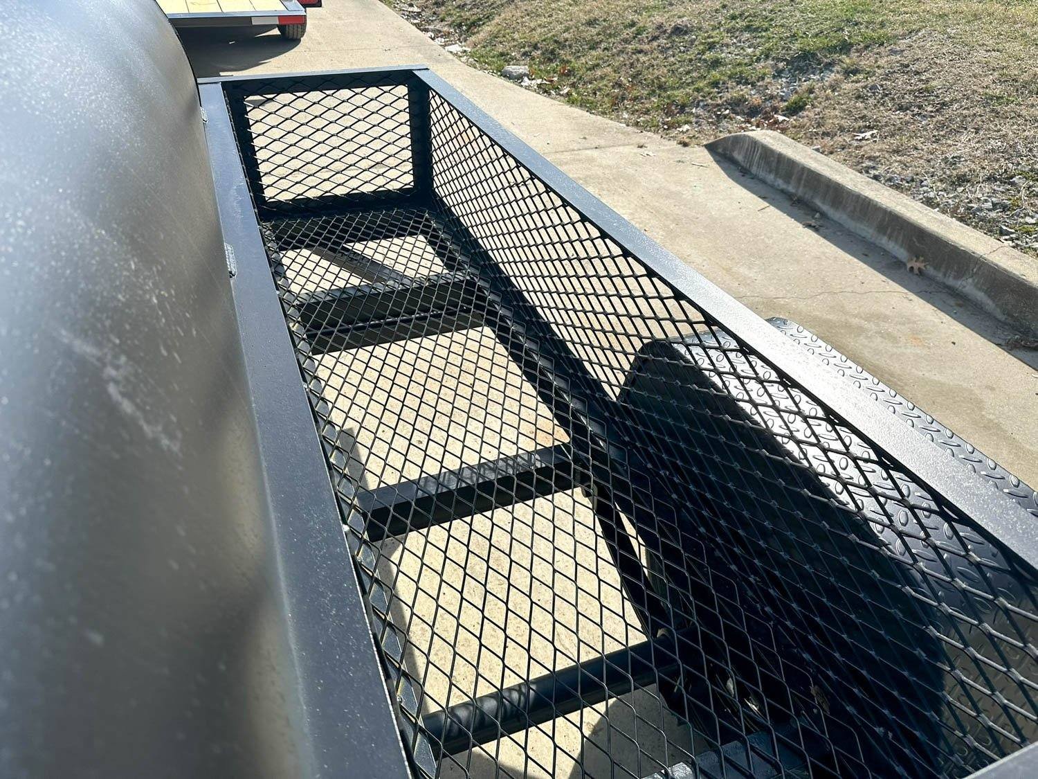 250 Gallon Pull Behind BBQ Charcoal Grill 3,500lb Axle — photo 15