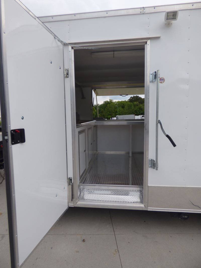 Concession Trailer 8.5′ x 18′ White – Food Catering Event — photo 4