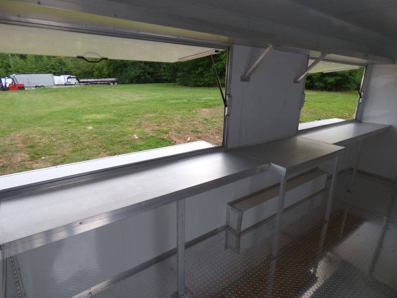 Concession Trailer 8.5′ x 18′ White – Food Catering Event — photo 9