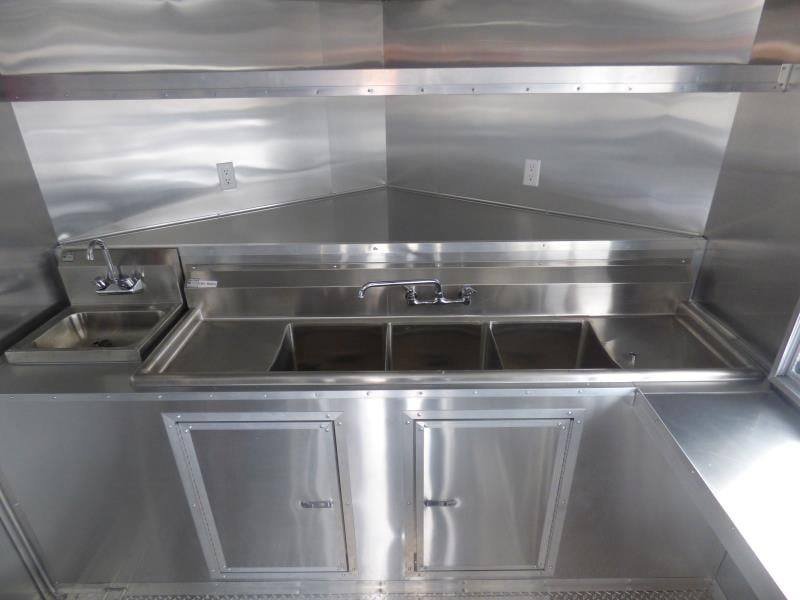 Concession Trailer 8.5’x16′ Red – Event Food Catering BBQ — photo 6