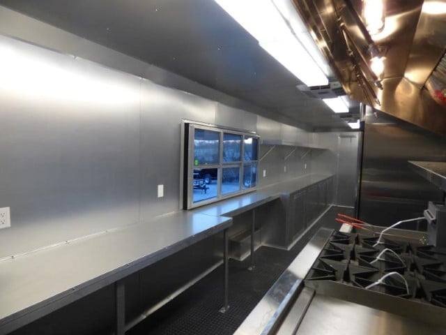 Concession Trailer 8.5′ X 30′ White – Food Event Catering — photo 4