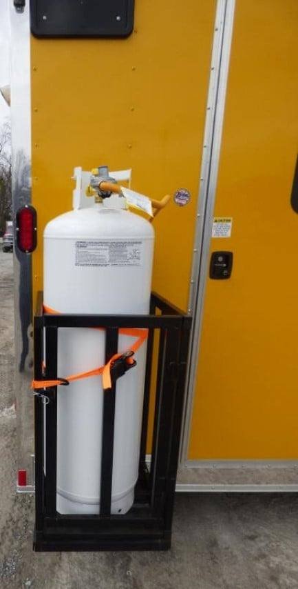 Concession Trailer 8.5′ X 18′ Yellow – Food Event Catering — photo 3