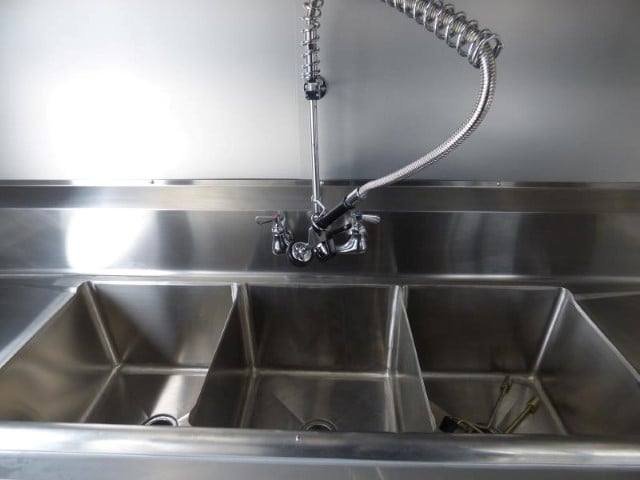 Concession Trailer 8.5′ X 17′ Red – Food Event Catering — photo 3