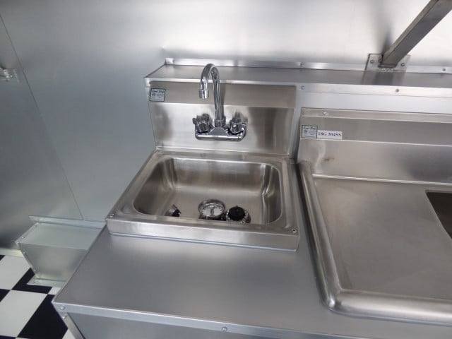 Concession Trailer 8.5′ X 24′ Red – Food Event Catering — photo 10