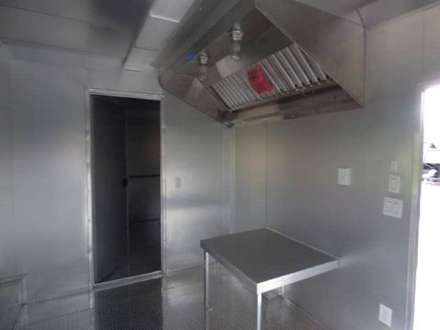 Concession Trailer 8.5′ X 30′ Black – BBQ Event Catering — photo 9