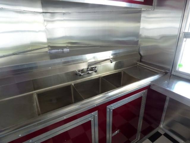 Concession Trailer 8.5′ X 20′ Brandywine – BBQ Event Catering — photo 4