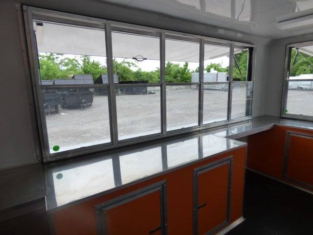 Concession Trailer 8.5′ X 16′ White – Food Event Catering — photo 3