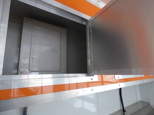 Concession Trailer 8.5′ X 16′ White – Food Event Catering — photo 13