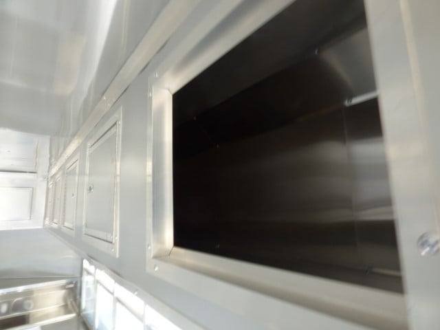 Concession Trailer 8.5 x 20 Silver – Food Event Catering — photo 7