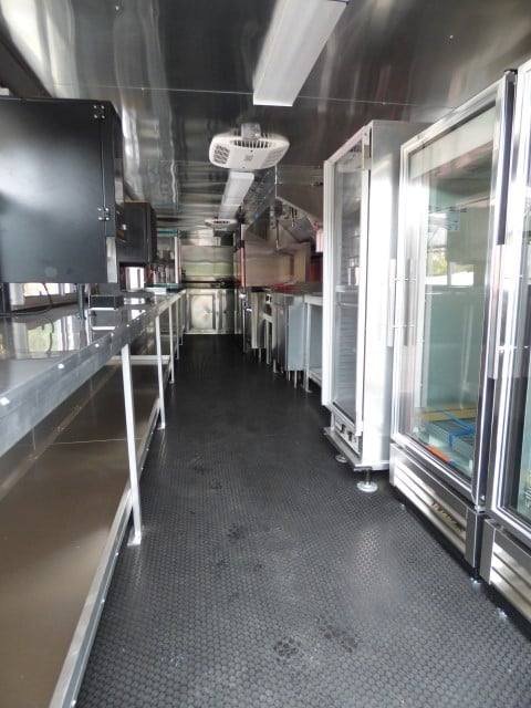 8.5′ x 30′ Silver Frost Concession Food Trailer With Appliances — photo 6