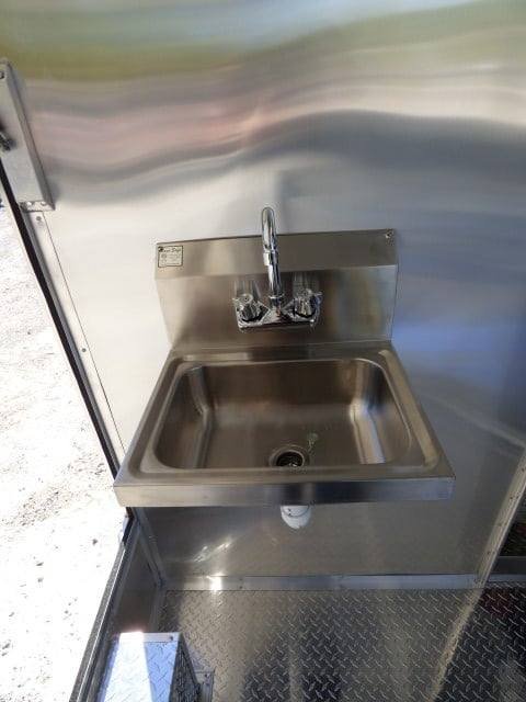 8.5′ x 20′ Concession Food Trailer Red Kettle Corn Catering Event — photo 13