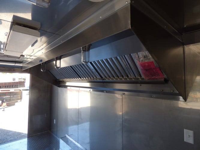 8.5′ x 18′ Concession Trailer White Catering Event — photo 11