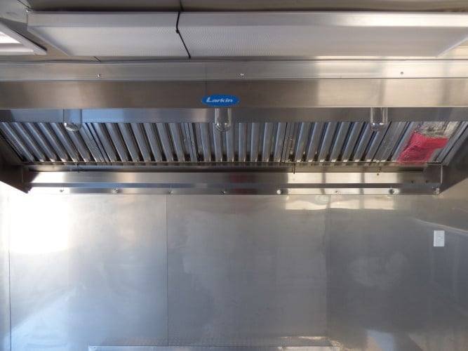 8.5′ x 18′ Concession Trailer White Catering Event — photo 9
