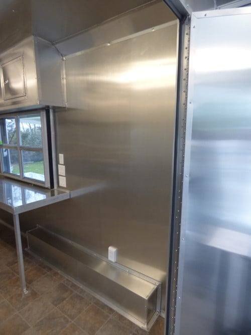 8.5′ x 30′ Concession Food Trailer Red BBQ Event Catering — photo 11