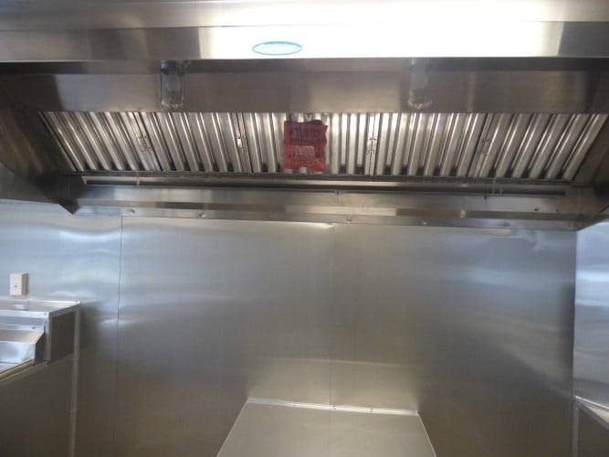 8.5′ x 30′ Concession Food Trailer Red BBQ Event Catering — photo 14