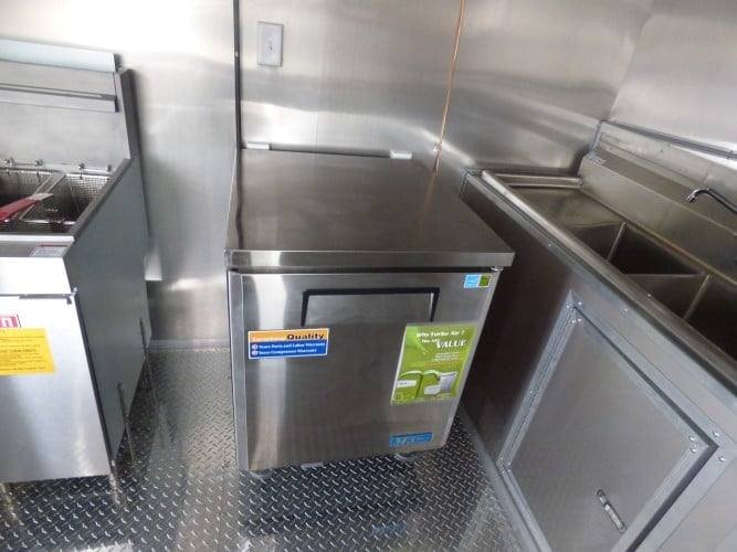 8.5′ x 26′ Concession Food Trailer Arizona Beige — photo 14