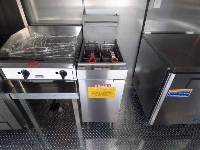 8.5′ x 26′ Concession Food Trailer Arizona Beige — photo 6