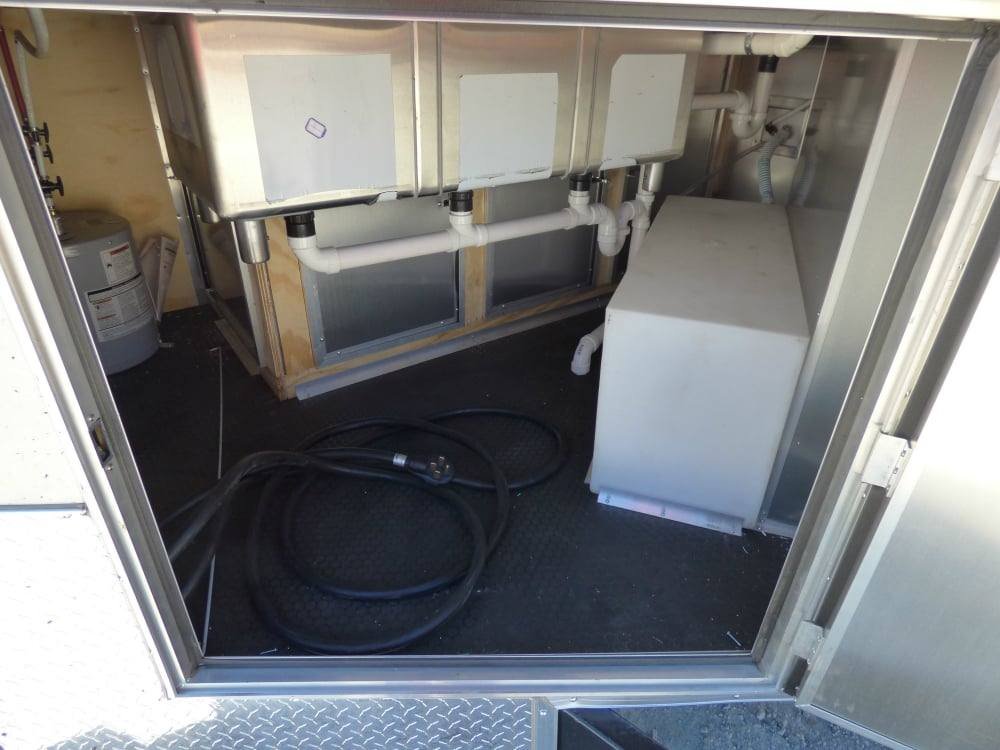 8.5′ x 27′ Concession Trailer Silver Frost BBQ Food Event Catering — photo 9