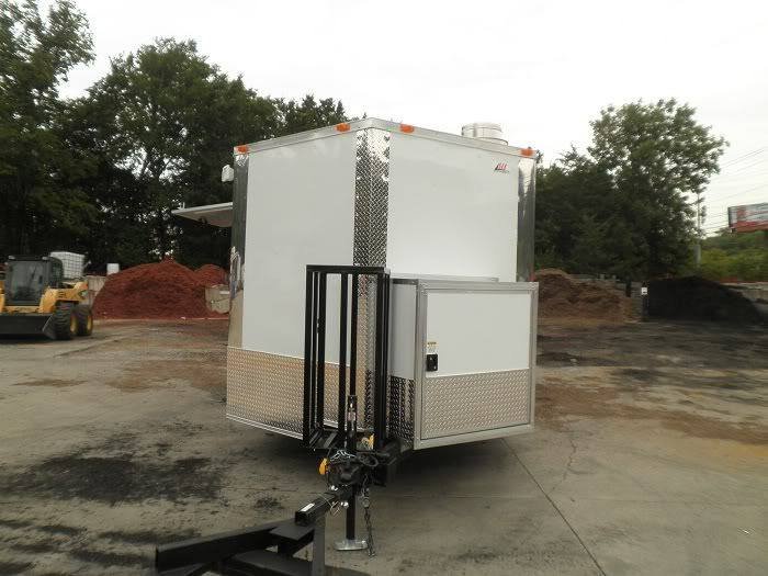 Concession Trailer 8.5’x18′ Catering BBQ Smoker Event (White) — photo 13