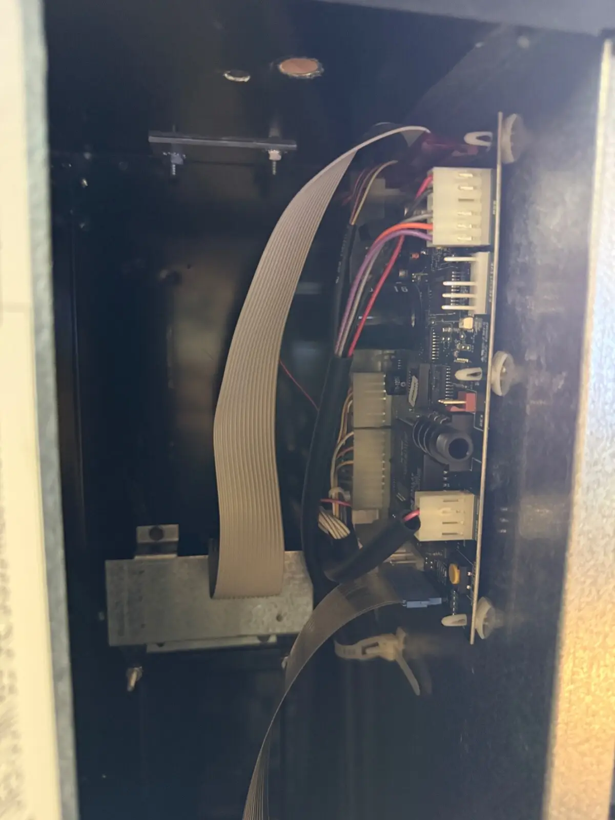 s-l1600-8.webp Refurbished AMS 39-640 Sensit snack vending machine, 39-inch merchandiser - view 6