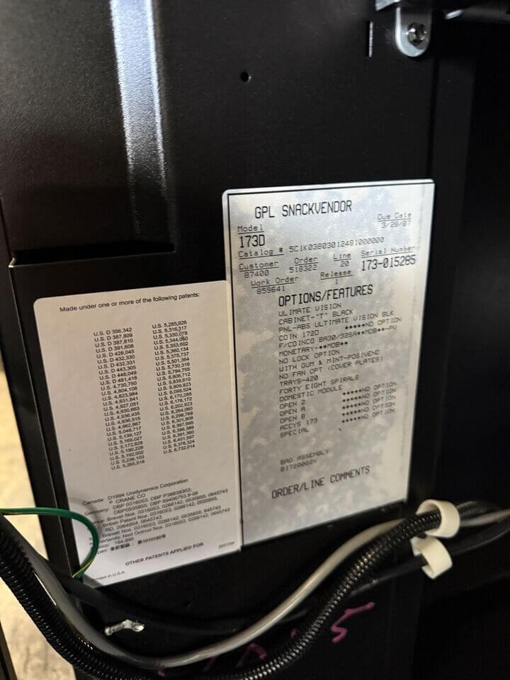 s-l960-4-1.jpg Crane GPL 173 snack vending machine, refurbished shallow-depth cabinet - view 6