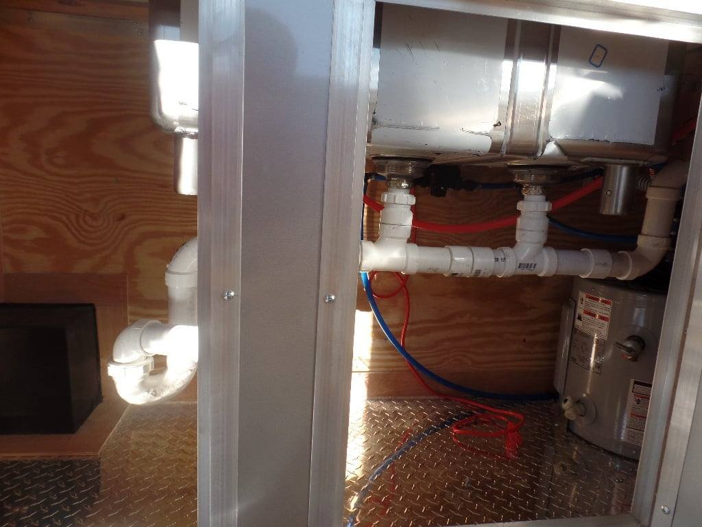 8.5′ x 20′ Concession Food Trailer Red BBQ — photo 5