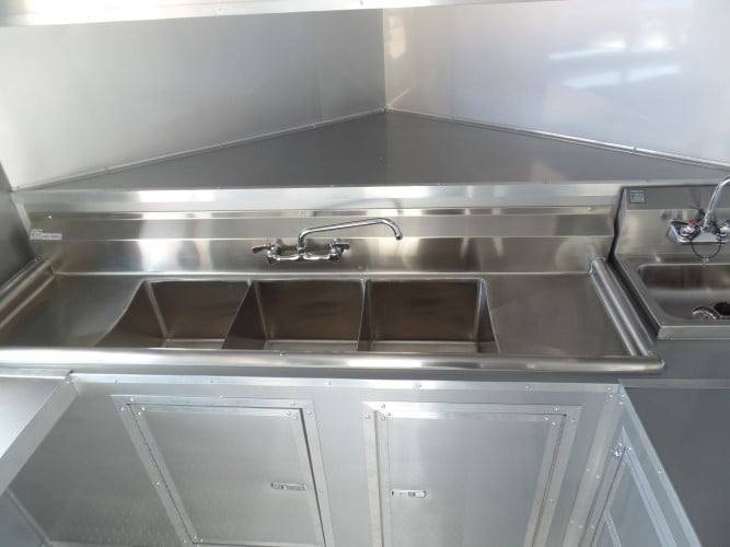 8.5′ x 21′ Concession BBQ Food Trailer Event Catering — photo 2