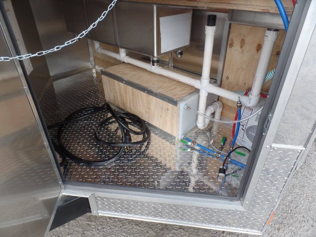 8.5′ x 16′ Black Catering Event Concession Food Trailer — photo 3