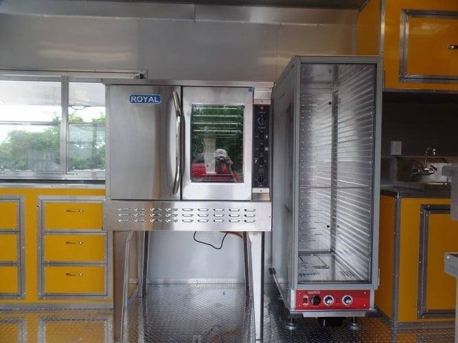 8.5′ x 30′ Concession Food Trailer Lime Green — photo 15