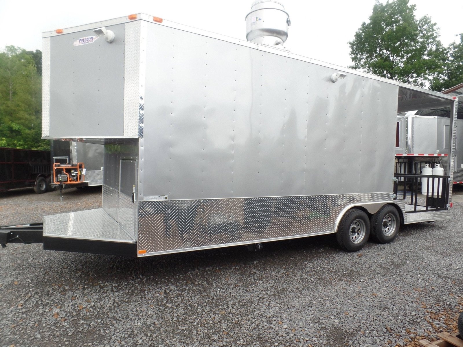 8.5′ x 22′ Concession Trailer Silver BBQ Event Catering — photo 12