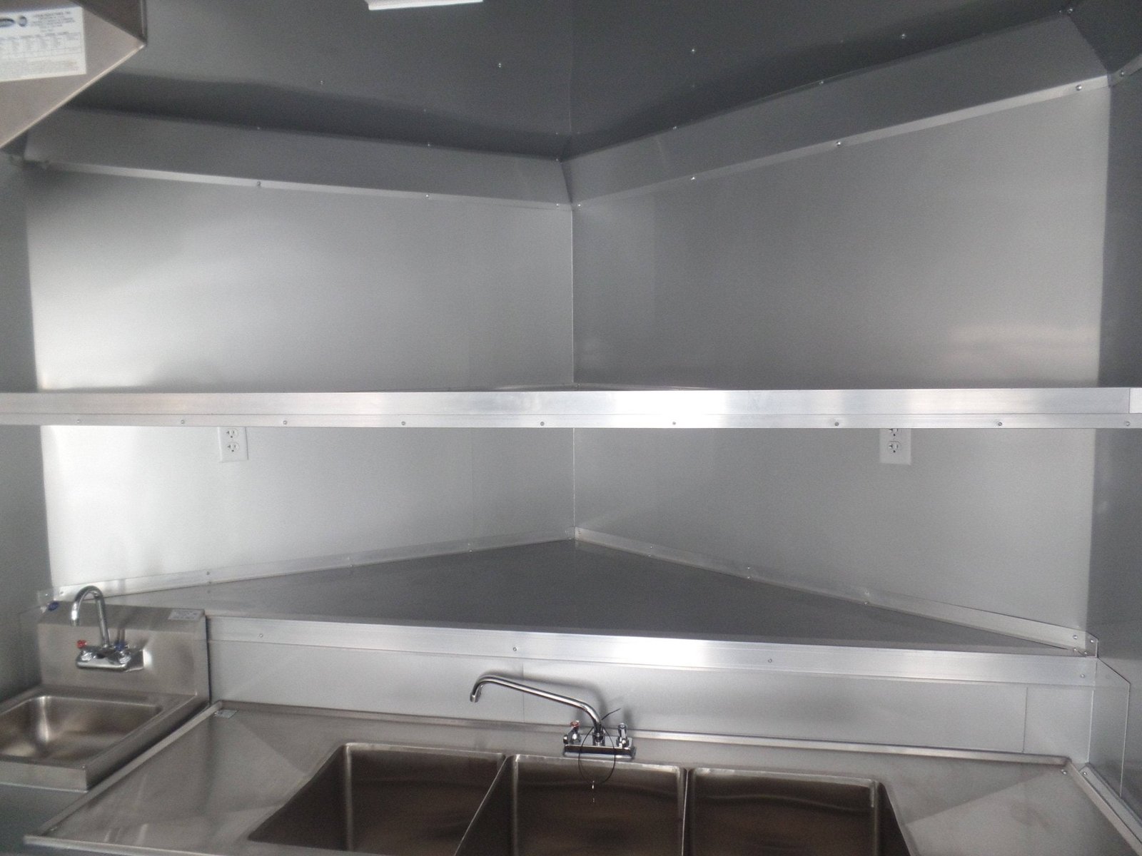 8.5′ x 22′ Concession Trailer Silver BBQ Event Catering — photo 3