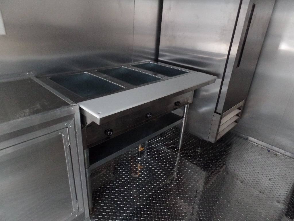 8.5′ x 20′ Concession Food Trailer With Appliances — photo 4